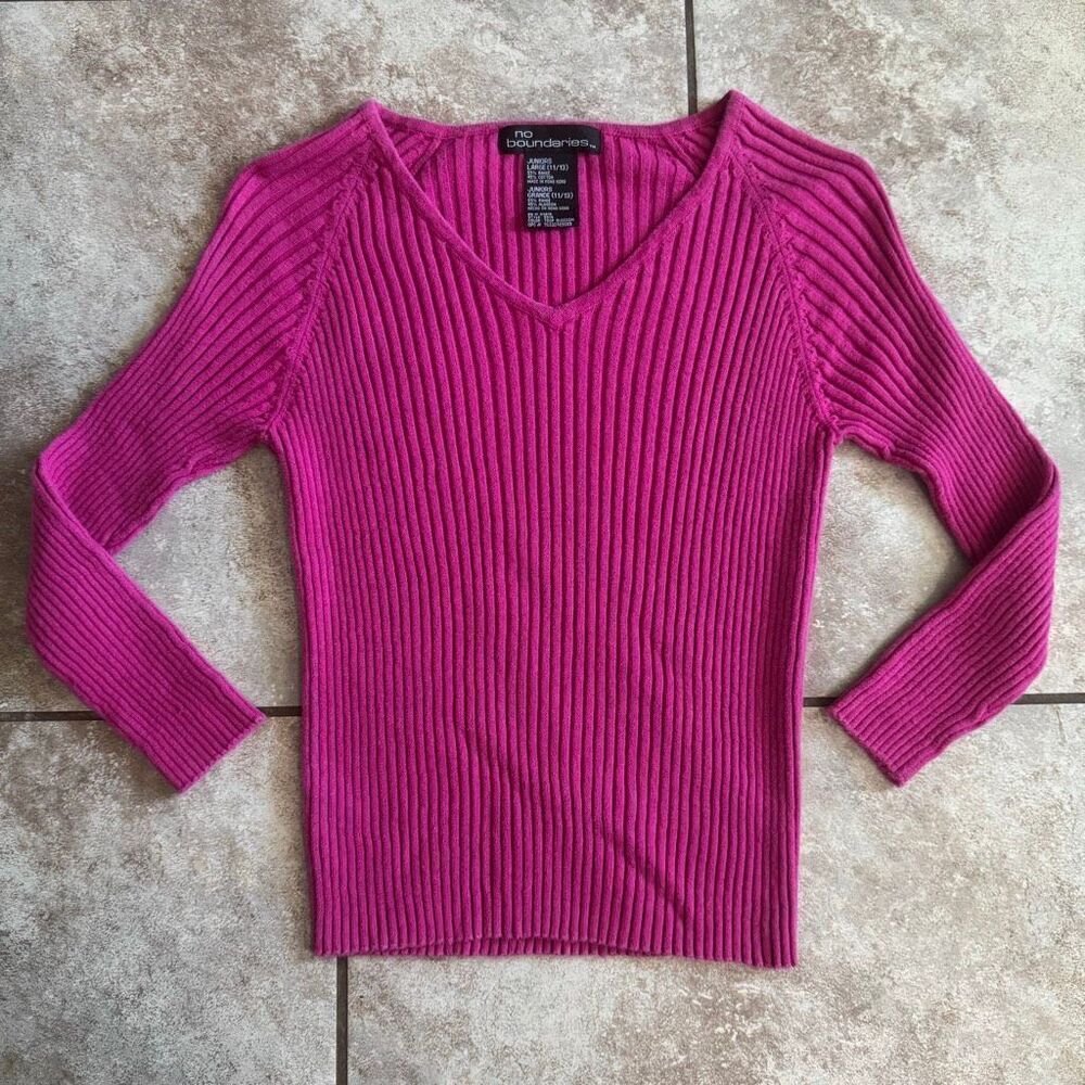 Vintage Y2K No Boundaries Pink Stretchy Ribbed V-Neck Sweater L